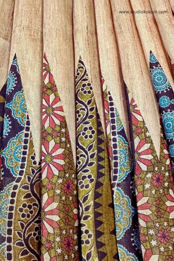 Beige color tussar silk saree with Kalamkari Border (With Blouse)