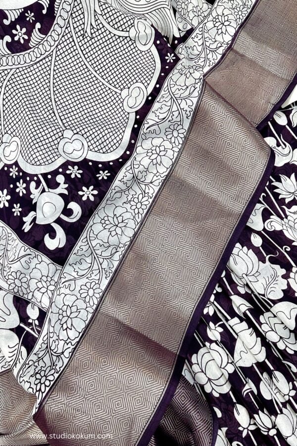 Black and White Figure Print Zari Border Soft Kanchi Pattu Silk Saree With Blouse 2