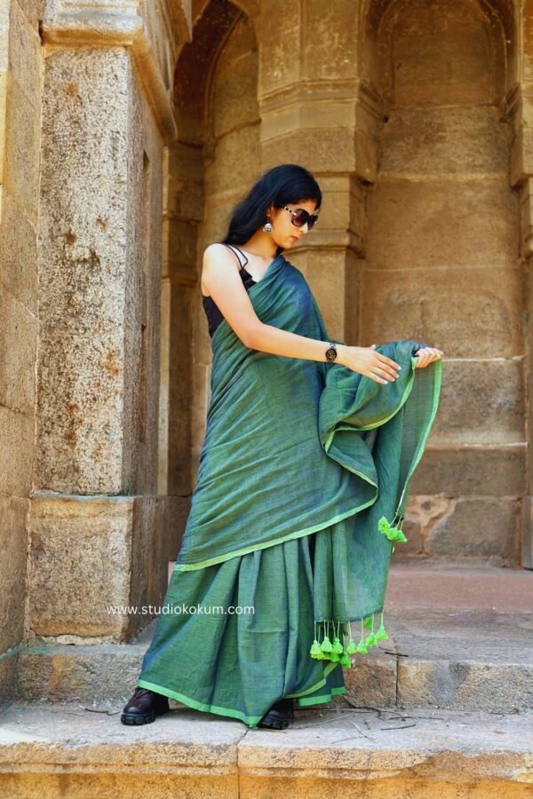 Urvi Olive Colour Mul Cotton Saree